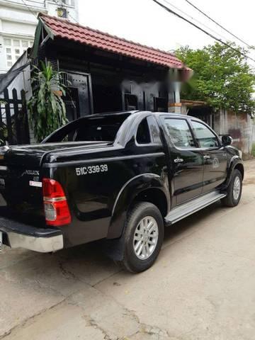 Toyota Hilux 2013 - Cần bán Toyota Hilux đời 2013, màu đen, nhập khẩu, 448tr