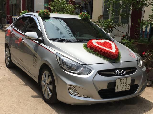 Hyundai Accent 1.6GDi  2011 - Cần bán Hyundai Accent 1.6GDi sản xuất 2011, màu bạc số tự động giá cạnh tranh