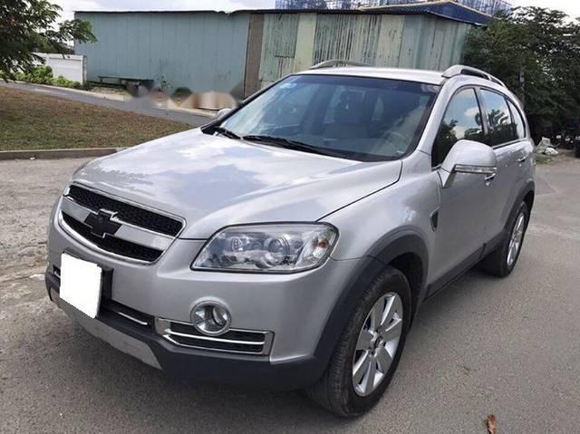 Chevrolet Captiva  LTZ  2009 - Cần bán gấp Chevrolet Captiva LTZ năm sản xuất 2009, màu bạc  