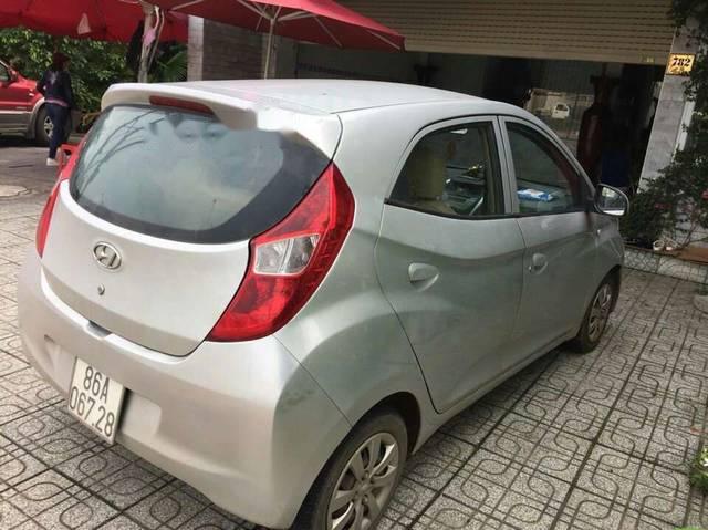 Hyundai Eon 2012 - Cần bán xe Hyundai Eon năm sản xuất 2012, màu bạc, giá tốt