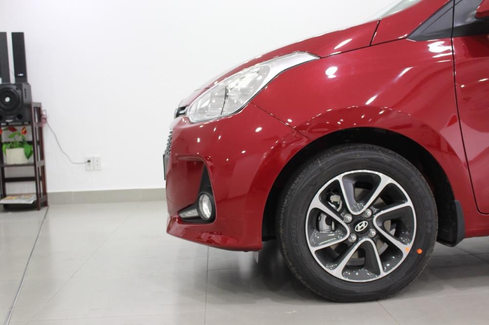 Hyundai Grand i10 1.2 AT 2018 - Bán Hyundai I10 1.2 AT đỏ khuyến mãi tháng 8 hấp dẫn, hỗ trợ vay trả góp LS thấp. Liên hệ để được giá tốt và có xe sớm nhất