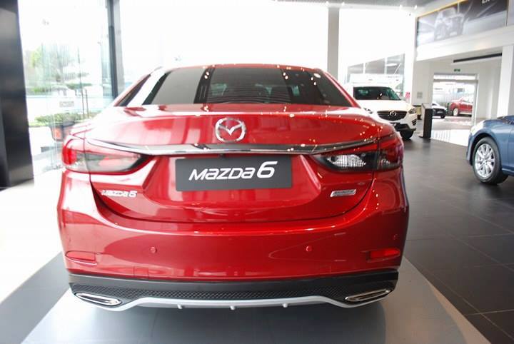 Mazda 6 2.5 2018 - Mazda Phạm Văn Đồng bán Mazda 6 2.5L năm 2018, giá 999tr, đủ màu giao xe ngay, trả góp 90%