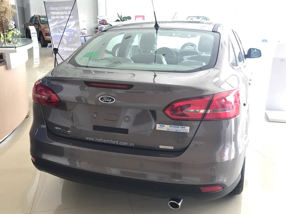 Ford Focus Trend 2018 - Đại Lý Ford Lào Cai bán Focus Trend màu ghi xám, giá tốt, giao ngay hỗ trợ trả góp. LH: 0941921742