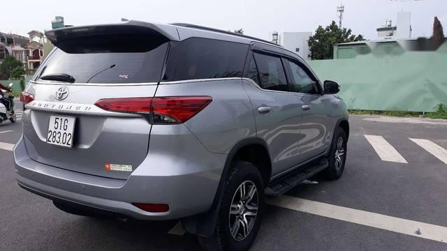 Toyota Fortuner 2016 - Cần bán Toyota Fortuner máy dầu, mua mới 1/2017, sơn zin