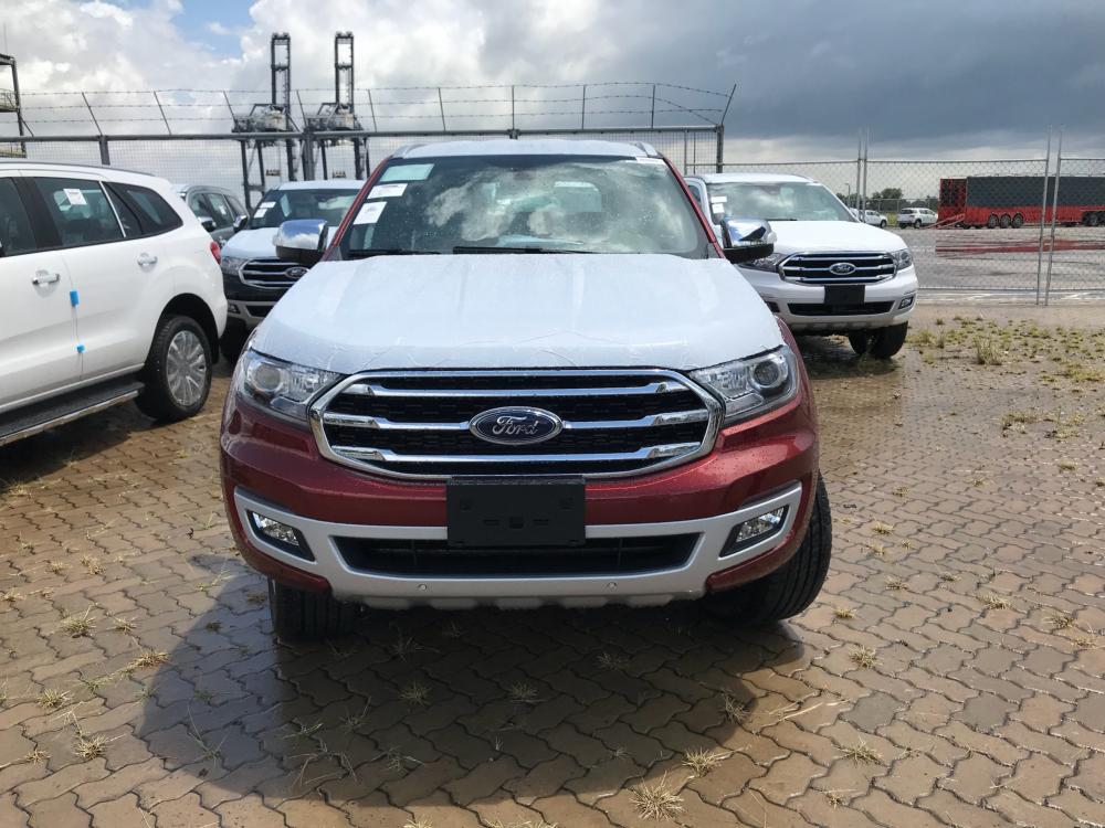 Ford Everest Titanium 2018 - Bán Ford Everest 2018, liên hệ để nhận xe sớm nhất, nhận quà ưu đãi nhất