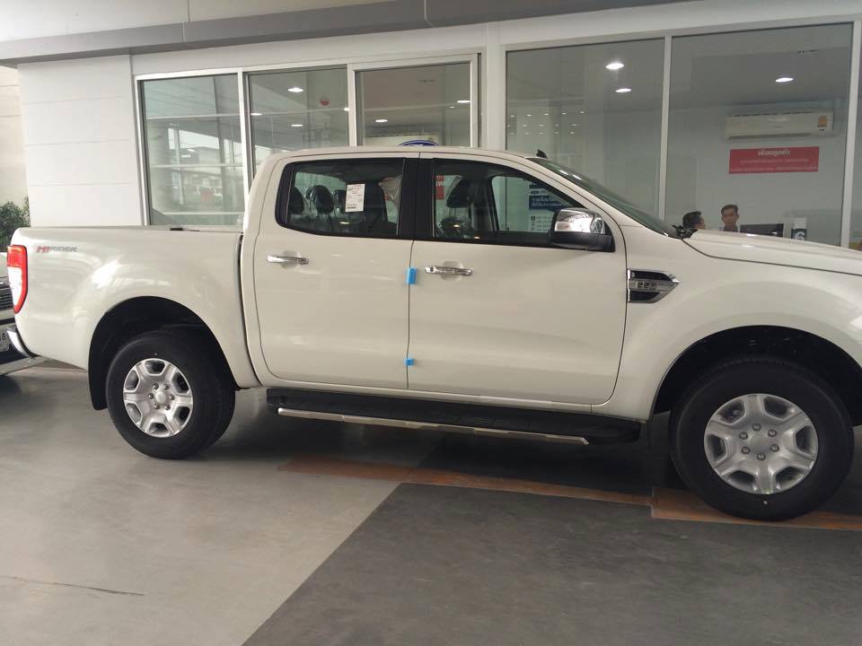 Ford Ranger XLT 4x4 MT 2018 - Bán Ford Ranger XLT đời 2018 mới nhất cực khoẻ vượt mọi địa hình. LH: 0941921742