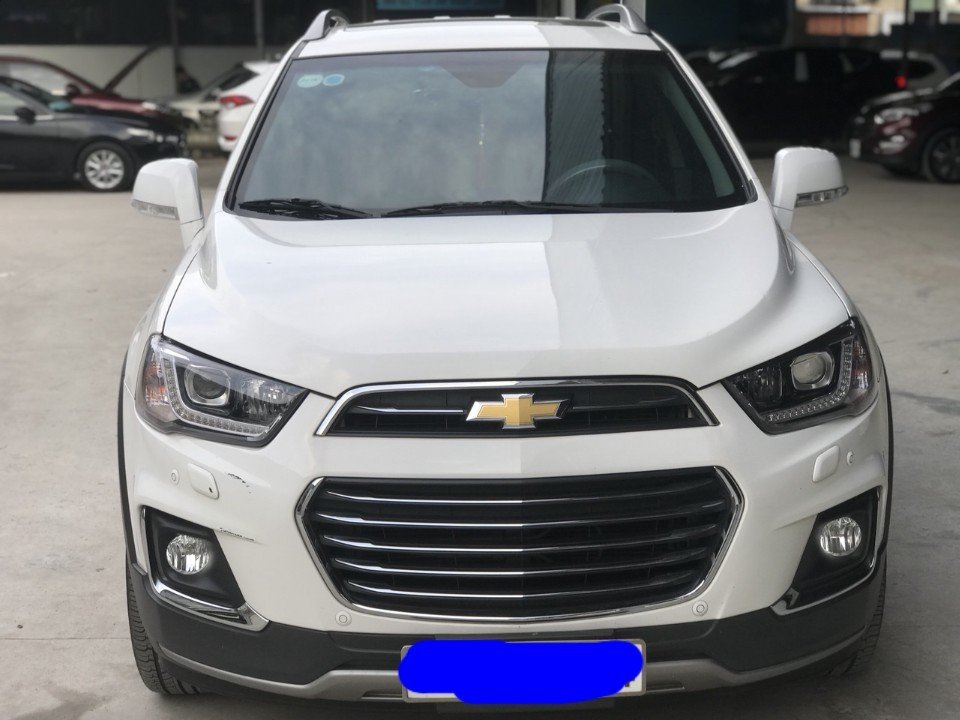 Chevrolet Captiva Revv 2.4 2016 - Bán xe Chevrolet Captiva Revv 2.4 đời 2016, màu trắng