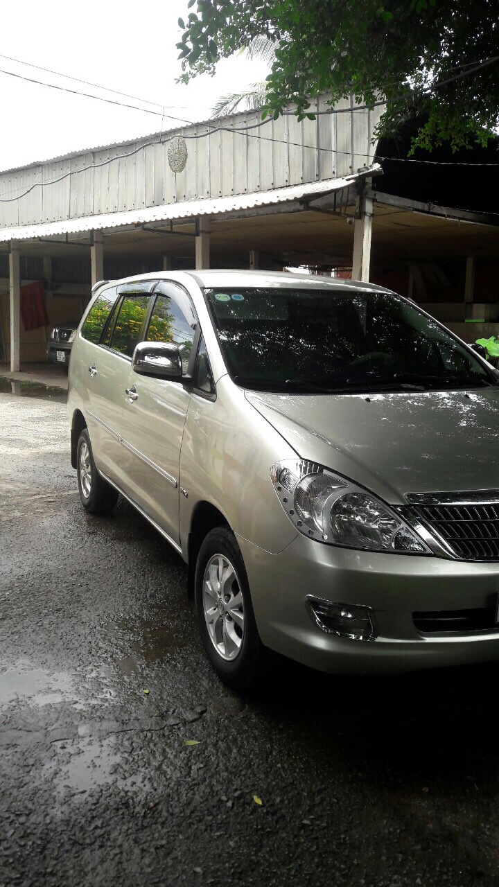 Toyota Innova G 2006 - Bán Toyota Innova G đời 2006, màu bạc, chính chủ BS 84, giá 330 triệu