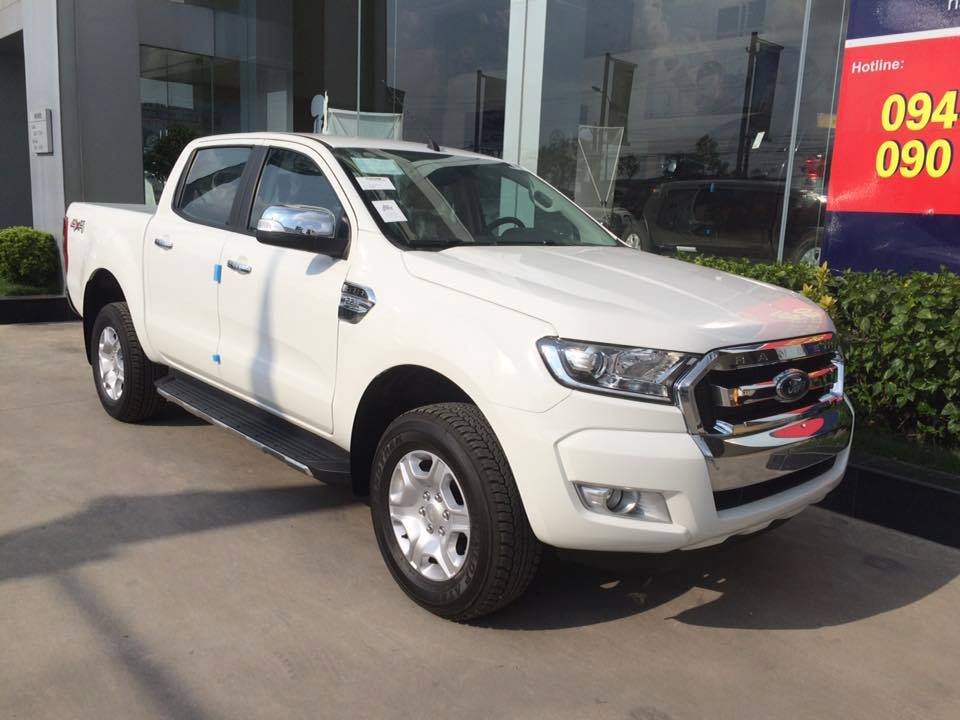 Ford Ranger XLT 4x4 MT 2018 - Bán Ford Ranger XLT đời 2018 mới nhất cực khoẻ vượt mọi địa hình. LH: 0941921742