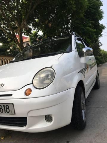 Daewoo Matiz 2004 - Cần bán xe Daewoo Matiz năm sản xuất 2004, màu trắng, giá tốt