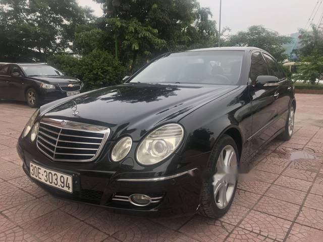 Mercedes-Benz E class  E200  2006 - Cần bán gấp Mercedes E200 sản xuất năm 2006, màu đen, 399tr