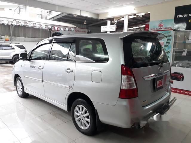 Toyota Innova   E MT 2012 - Bán xe Toyota Innova 2.0E, số sàn, sản xuất 2012, màu bạc, máy xăng