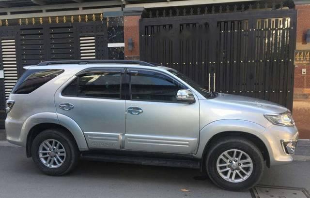 Toyota Fortuner  AT 2012 - Bán xe Toyota Fortuner cao cấp số tự động, ghế chỉnh điện, nội thất da, mua hãng T10/2012