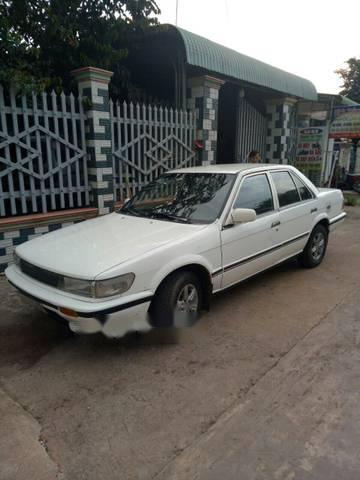 Nissan Bluebird   1988 - Bán xe Nissan Bluebird 1988, màu trắng 