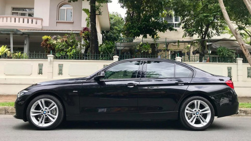 BMW 2 Series  2.0 AT  2016 - Bán BMW 2 Series 2.0 AT năm 2016, màu đen