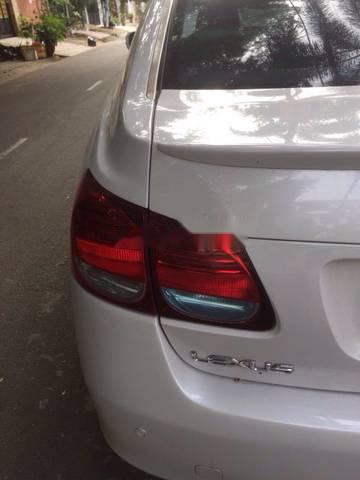 Lexus GS 300H 2005 - Bán Lexus GS 300H đời 2005, màu trắng xe gia đình