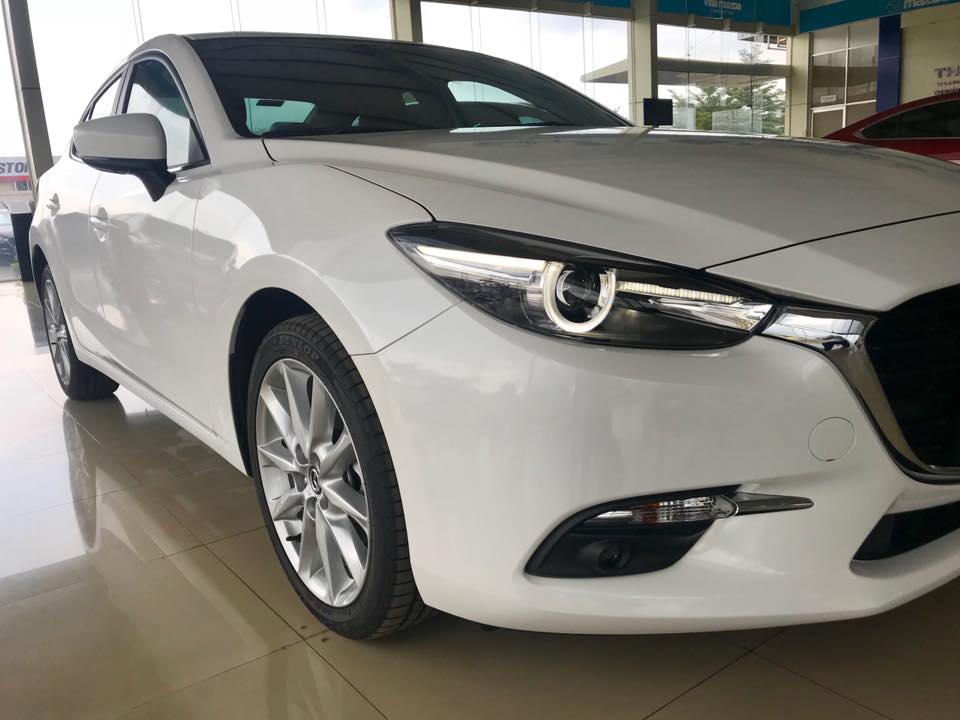 Mazda 3 2.0L AT 2019 - Mazda 3 2.0 2019.Tặng gói ưu đãi lớn lên đến 70 triệu.Trả góp 90%.Lấy xe trong ngày.Hỗ trợ chứng minh thu nhập.