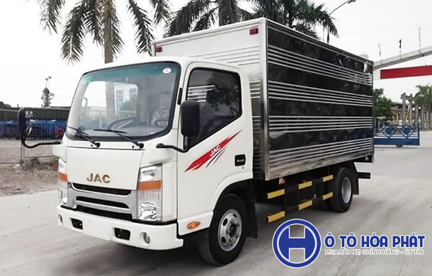 2017 - Xe tải JAC 1T9 ga cơ, thùng 4m3