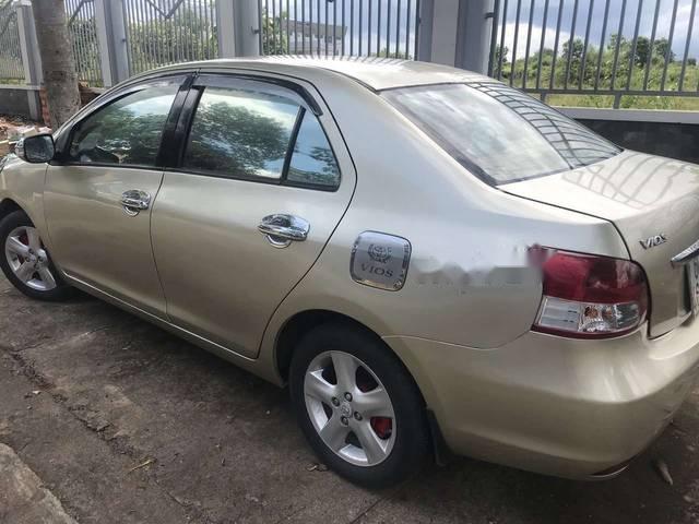 Toyota Vios E 2007 - Bán Toyota Vios E sản xuất năm 2007, màu vàng xe gia đình, giá tốt