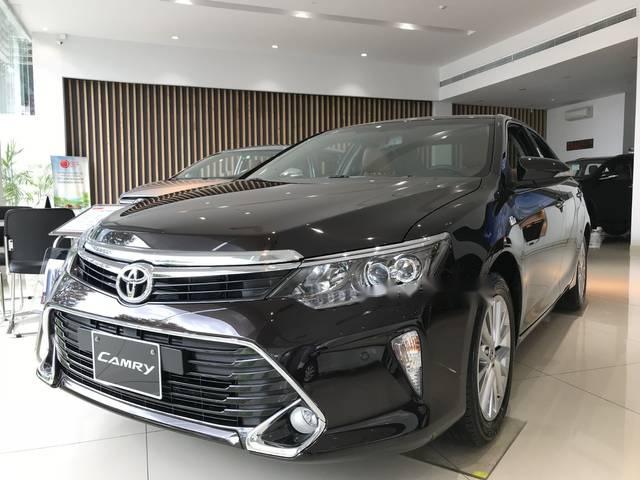 Toyota Camry 2018 - Bán Toyota Camry đời 2018, mới 100%