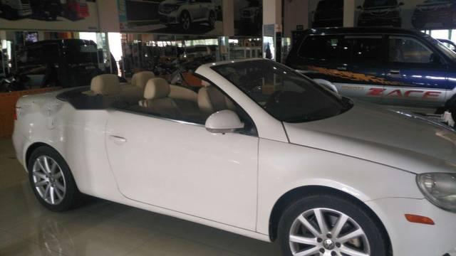 Volkswagen Eos 2007 - Bán xe Volkswagen Eos đời 2007, màu trắng, nhập khẩu