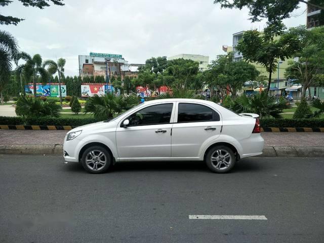 Chevrolet Aveo   1.5LTZ  2016 - Bán Chevrolet Aveo 1.5LTZ 2016, màu trắng 