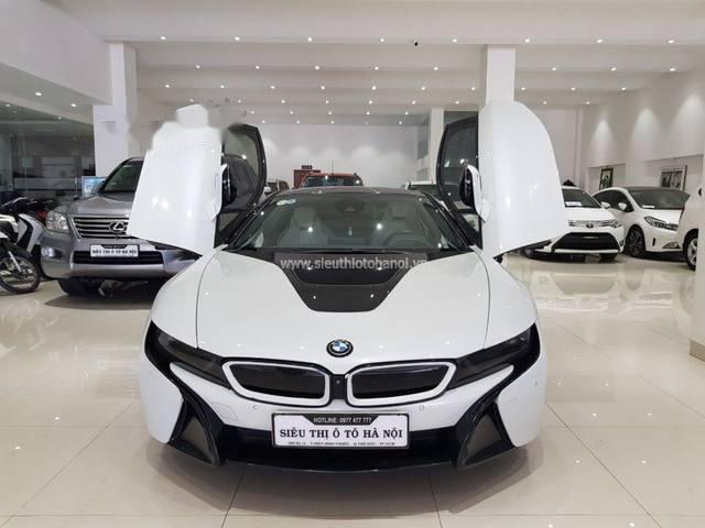 BMW i8   2014 - Cần bán xe BMW i8 sản xuất năm 2014, màu trắng, nhập khẩu đẹp như mới