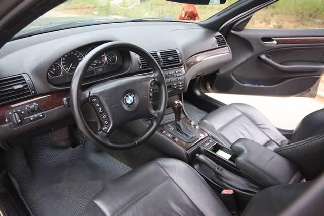 BMW 3 Series 318i 2005 - Cần bán BMW 3 Series 318i sản xuất năm 2005, màu nâu, xe nhập Đức
