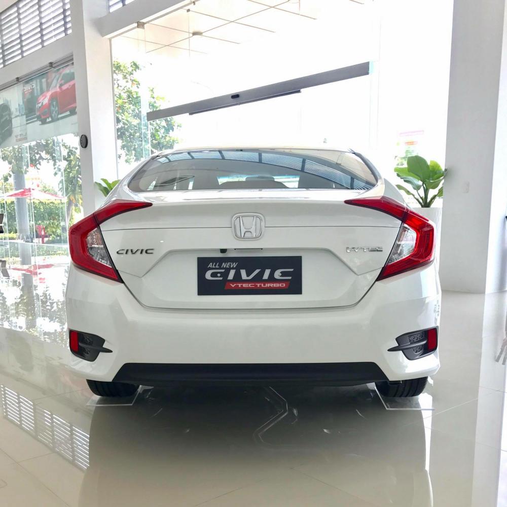 Honda Civic E 2018 - {Đồng Nai} cần bán Honda Civic 1.8E đời 2018, nhập khẩu Thái Lan 100%, trả góp lãi suất ưu đãi, tặng phụ kiện cao cấp