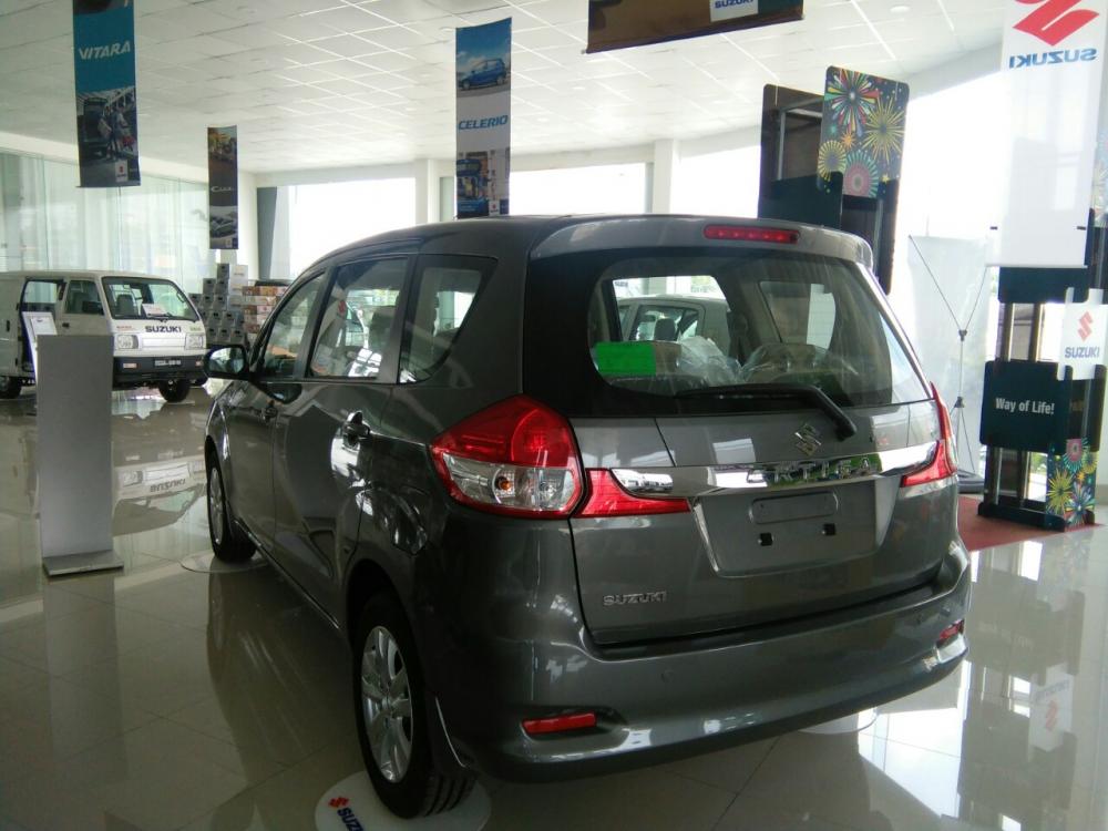 Suzuki Ertiga 2018 - Bán Suzuki Ertiga 2017, xe nhập