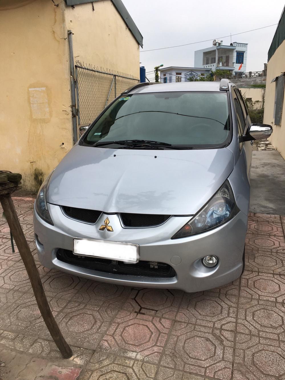 Mitsubishi Grandis 2008 - Bán xe Mitsubishi Grandis năm 2008, màu bạc