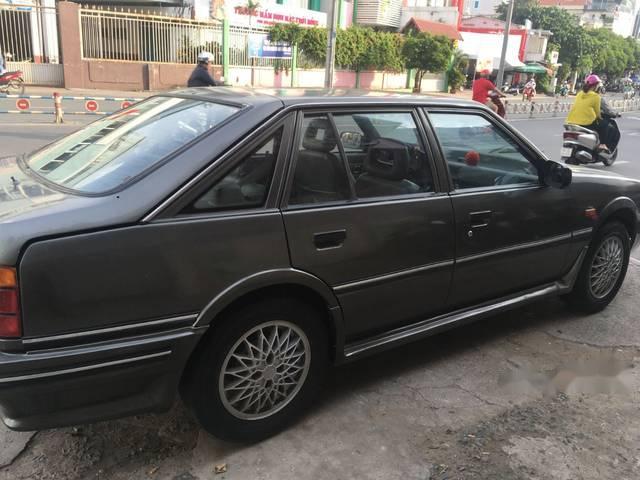 Mazda 626 1995 - Cần bán gấp Mazda 626 năm 1995, màu xám, giá 87tr