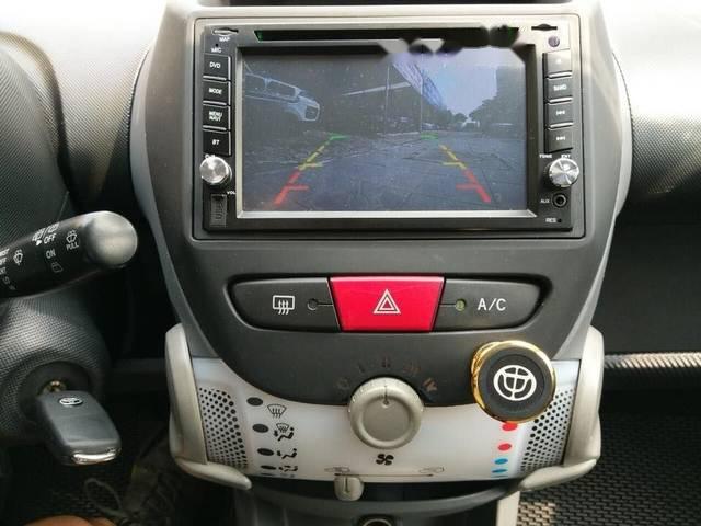 Toyota Aygo 2011 - Cần bán lại xe Toyota Aygo 2011, xe nhập như mới 