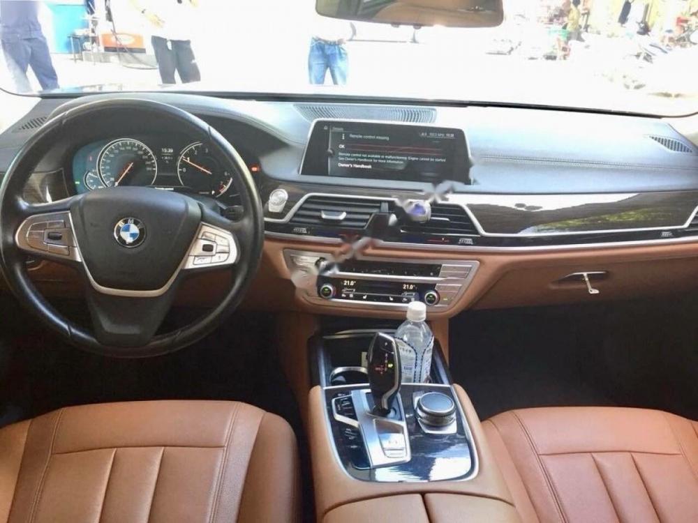 BMW 7 Series 730Li 2016 - Bán BMW 7 Series 730Li năm sản xuất 2016, màu đen 