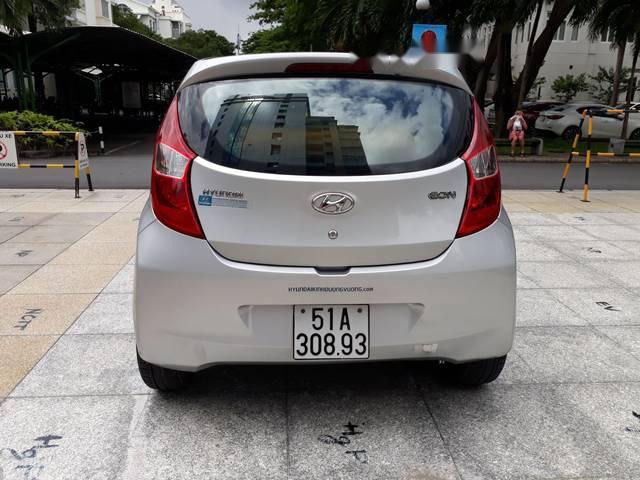 Hyundai Eon 2012 - Bán xe Hyundai Eon sản xuất 2012, màu bạc số sàn