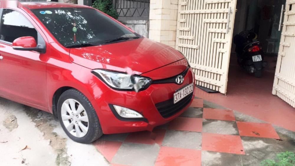 Hyundai i20   2013 - Xe Hyundai i20 năm sản xuất 2013, màu đỏ