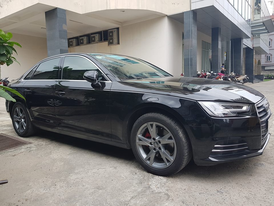 Audi A4 2.0 TFSI 2016 - Bán Audi A4 2.0TFSI model 2017 màu đen/đen, biển vip Hà Nội