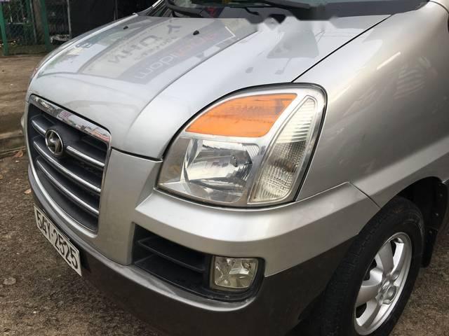 Hyundai Starex   Van  2005 - Bán Hyundai Starex Van năm 2005, màu bạc