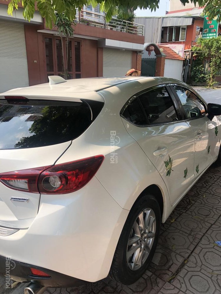 Mazda 3  1.5 AT 2017 - Bán ô tô Mazda 3 hatchback đời 2017, màu trắng