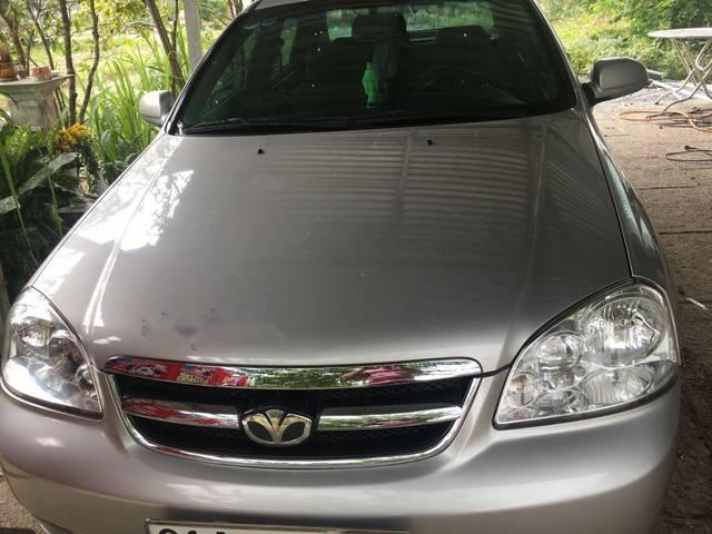 Daewoo Lacetti 2009 - Cần bán Daewoo Lacetti năm sản xuất 2009, màu bạc, 268tr