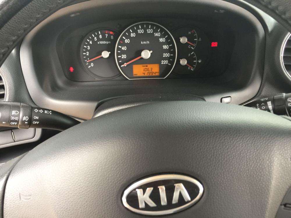 Kia Carens EX 2016 - Bán Kia Carens EX 2016, màu đen, giá TL, hỗ trợ góp