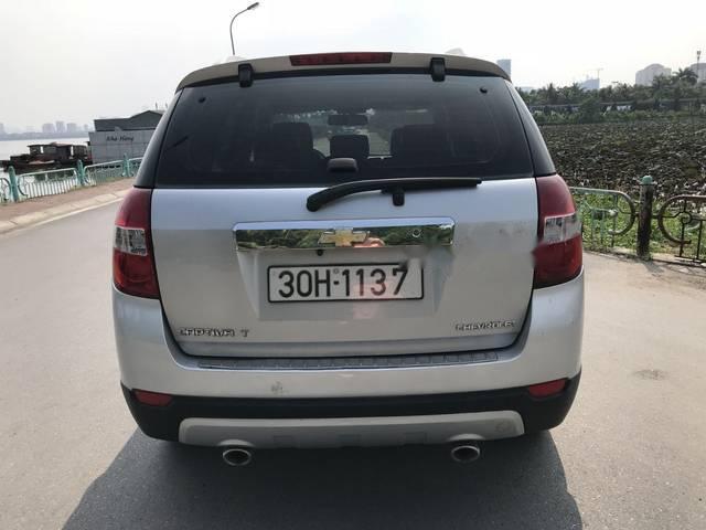 Chevrolet Captiva 2007 - Bán Chevrolet Captiva sản xuất năm 2007, màu bạc, 289 triệu