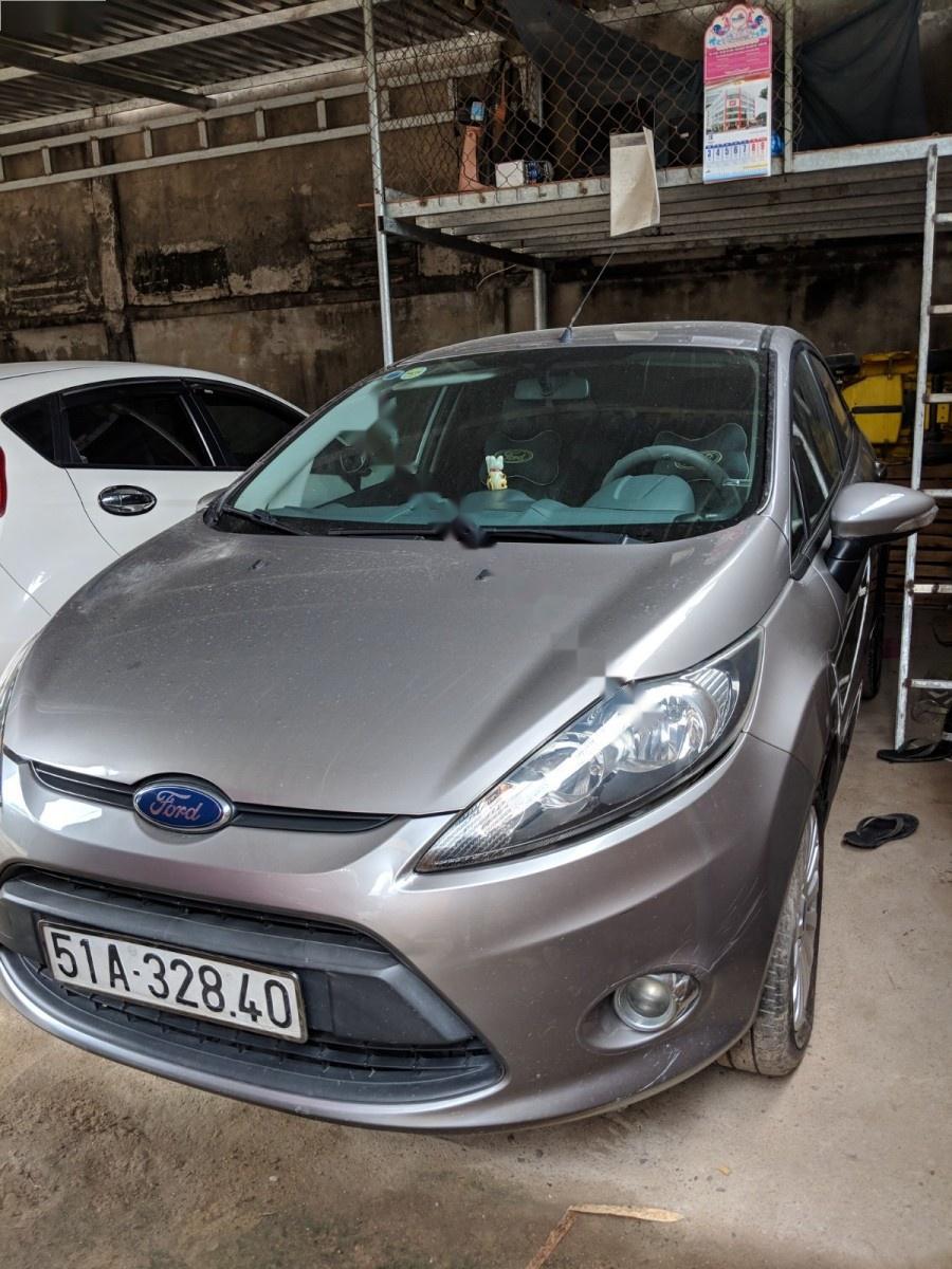 Ford Fiesta AT 1.6 2011 - Bán Ford Fiesta AT 1.6 sản xuất năm 2011, xe đẹp