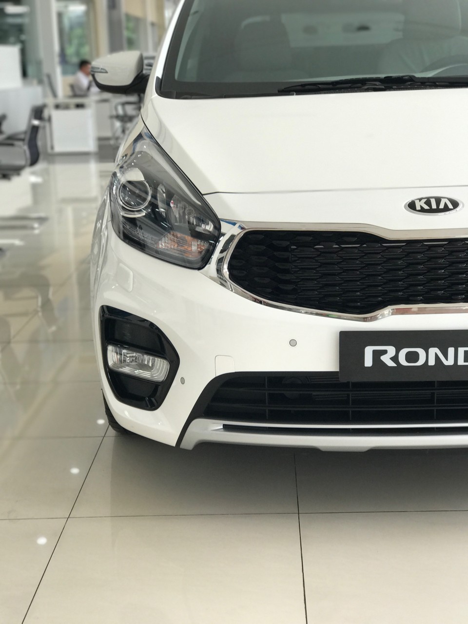 Kia Rondo 2.0 GMT 2018 - Bán Kia Rondo giá chỉ từ 609 triệu - Ưu đãi lên đến 50 triệu