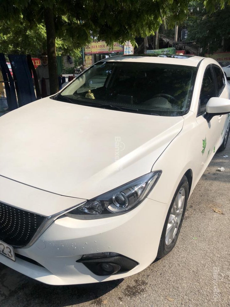 Mazda 3  1.5 AT 2017 - Bán ô tô Mazda 3 hatchback đời 2017, màu trắng