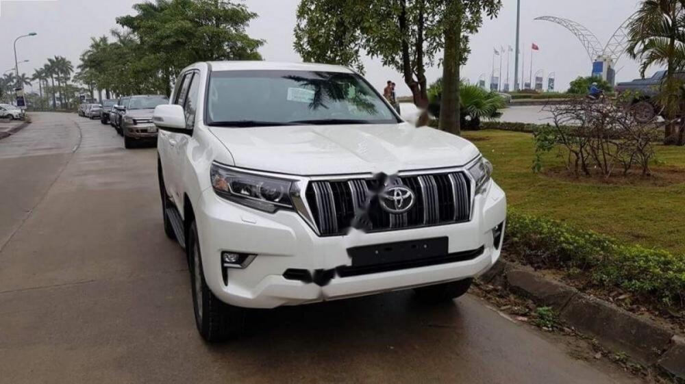 Toyota Prado VX 2.7L 2018 - Bán ô tô Toyota Prado VX 2.7L năm sản xuất 2018, màu trắng, nhập khẩu