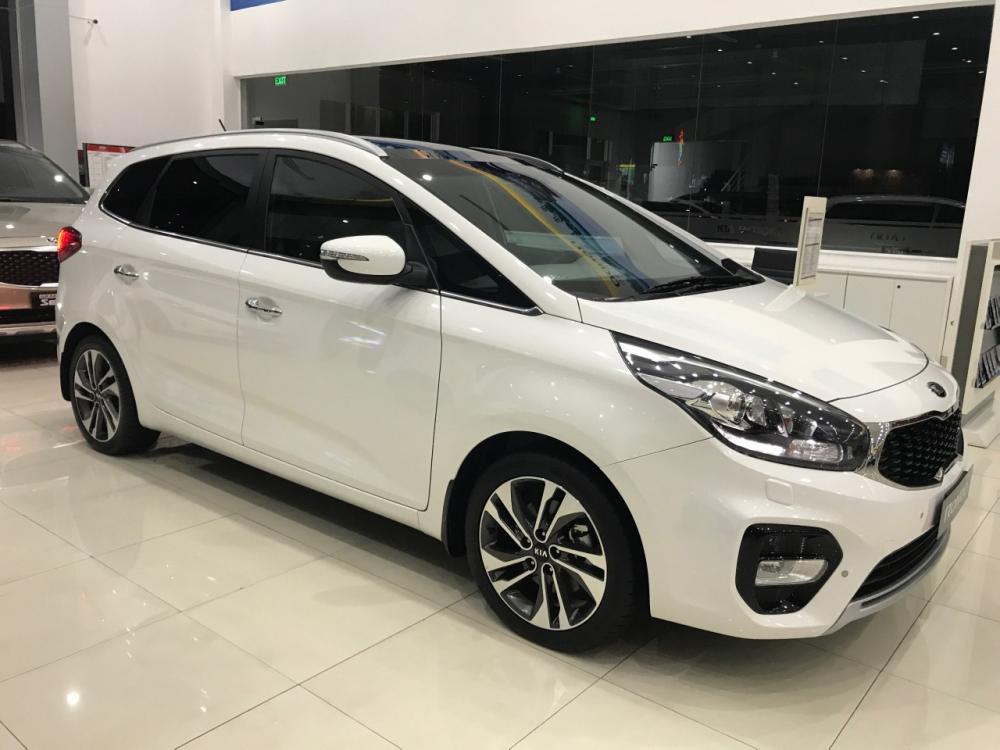 Kia Rondo 2.0 GMT 2018 - Bán Kia Rondo giá chỉ từ 609 triệu - Ưu đãi lên đến 50 triệu