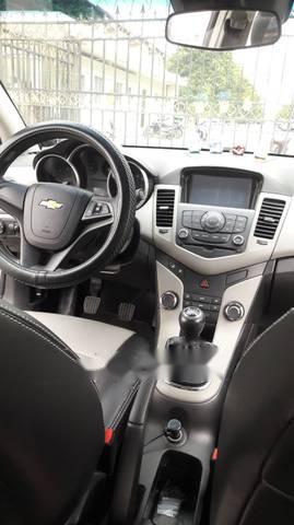 Chevrolet Cruze 2015 - Bán xe Chevrolet Cruze năm 2015, màu trắng, giá tốt