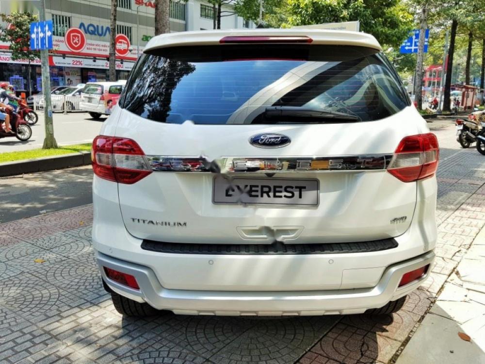 Ford Everest Titanium Bi-Turbo 2018 - Cần bán xe Ford Everest Titanium Bi-Turbo đời 2018, màu trắng 