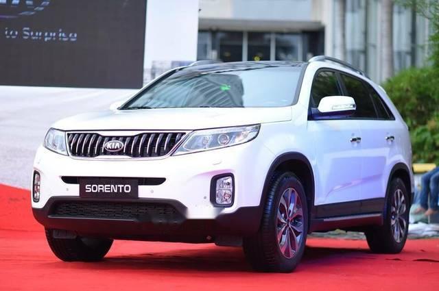 Kia Sorento  GAT 2018 - Bán ô tô Kia Sorento sản xuất năm 2018, màu trắng